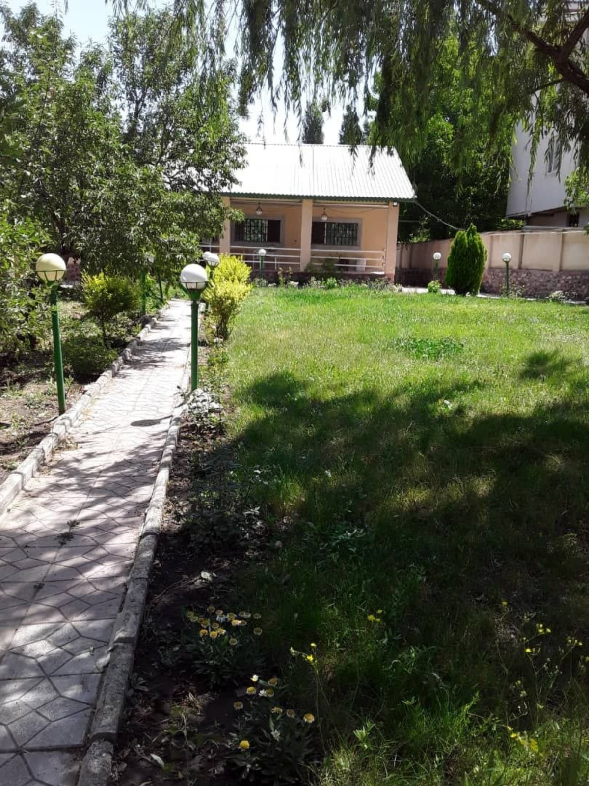 ویلا 1250 متری سه خوابه در جزن طالقان 2