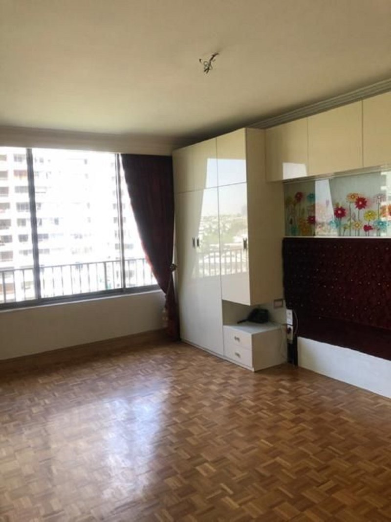 آپارتمان 175 متری سه خوابه در شهرک غرب تهران14184933061