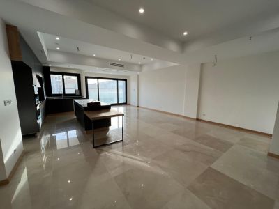 آپارتمان 147 متری سه خوابه در شهرک غرب تهران