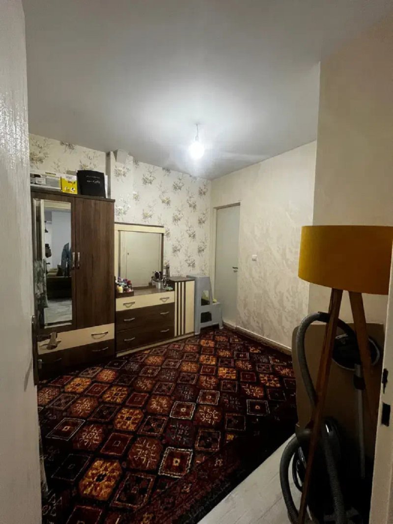 آپارتمان 95 متری دو خوابه در گلشهر کرج14216733688