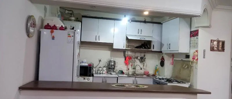 آپارتمان 80 متری دو خوابه در هنرور مشهد14217533710