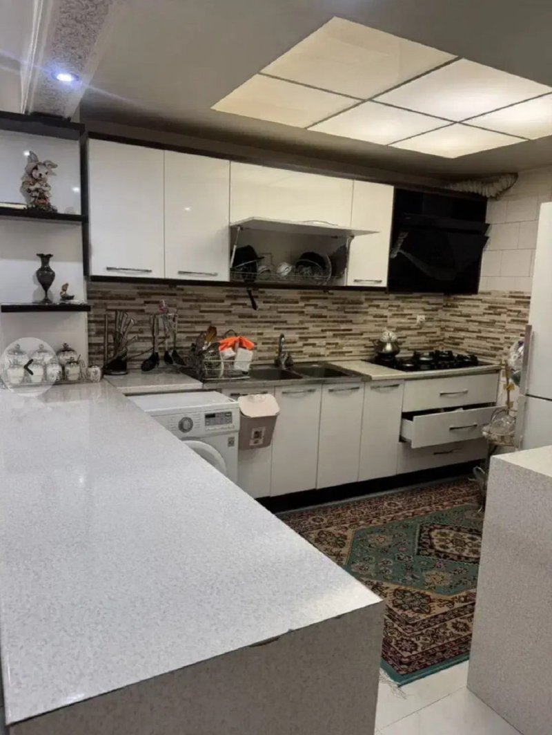 آپارتمان 85 متری دو خوابه در گلشهر کرج14217133709