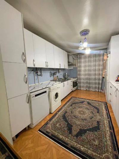 آپارتمان 85 متری دو خوابه در گلشهر کرج