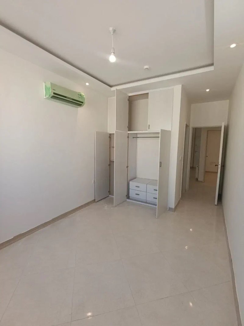 آپارتمان 145 متری سه خوابه در جاهدشهر مشهد14197933513