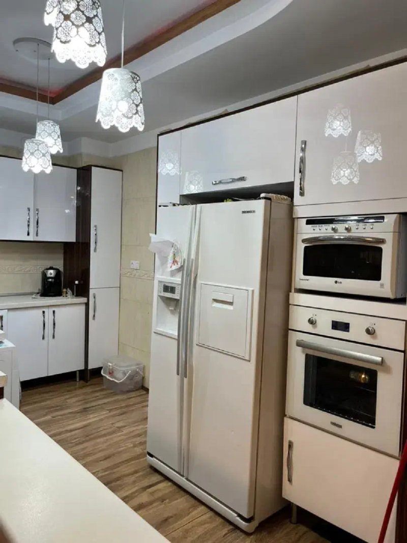 آپارتمان 147 متری سه خوابه در عظیمیه کرج14216533676