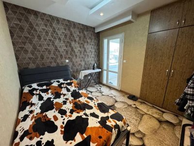 آپارتمان 130 متری دو خوابه در مهرشهر کرج