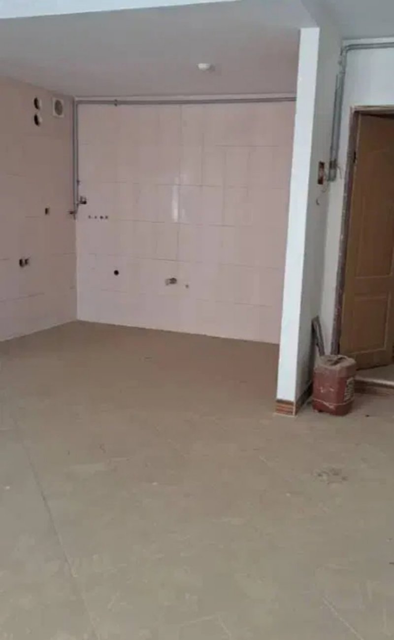 آپارتمان 84 متری دو خوابه در فاز 6 پرند14220733784