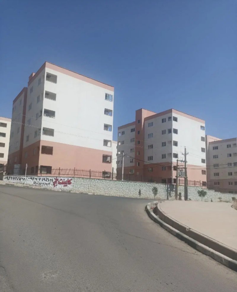 آپارتمان 82 متری دو خوابه در فاز 2 پرند14220533779