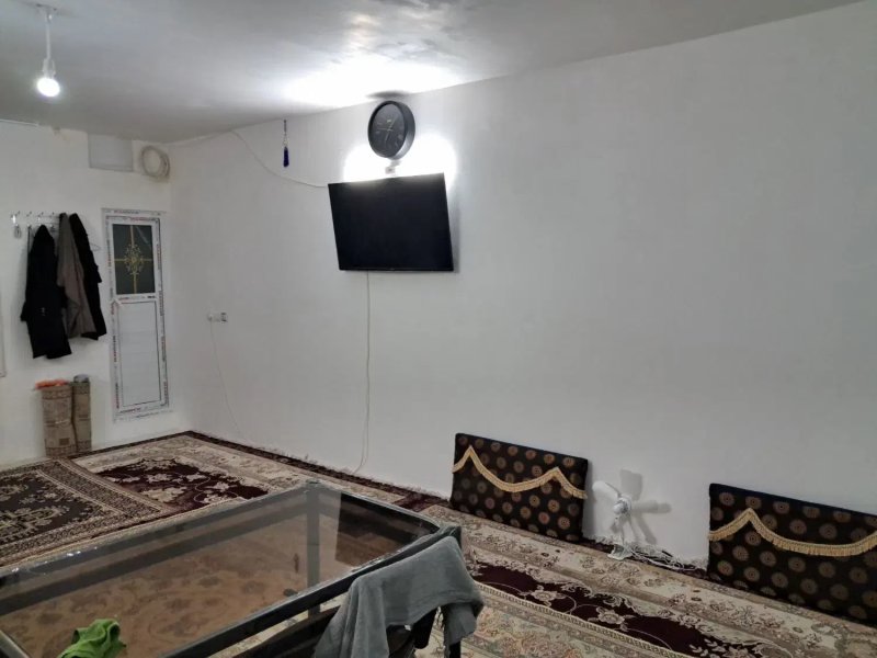 خانه 100 متری سه خوابه در کشمیری مشهد14247934189