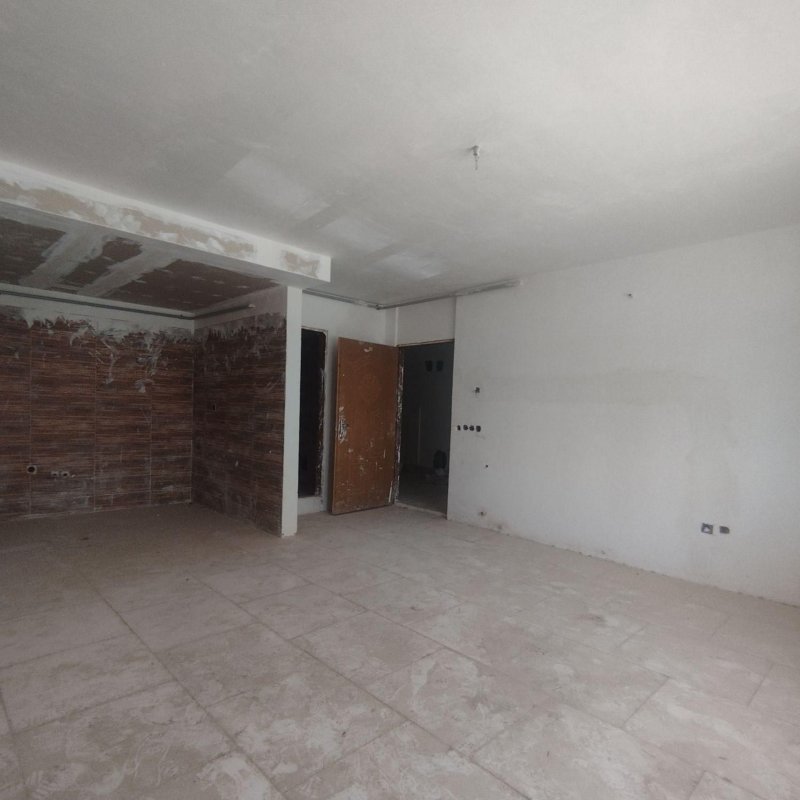 آپارتمان 84 متری دو خوابه در فاز 6 پرند14226933855