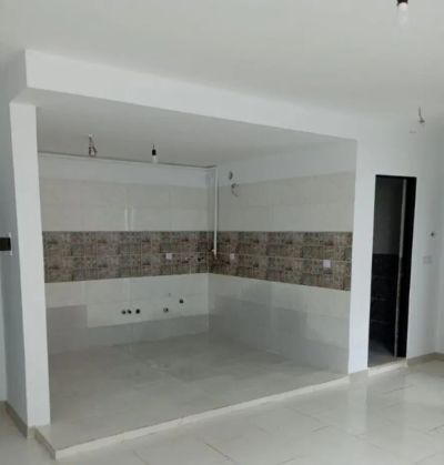 آپارتمان 83 متری دو خوابه در فاز 6 پرند