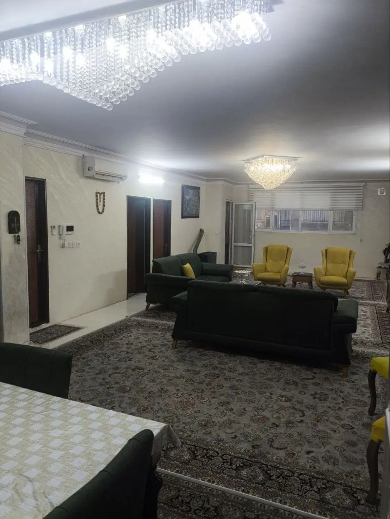 آپارتمان 130 متری دو خوابه در خیابان ایثارگران مشهد14243234074