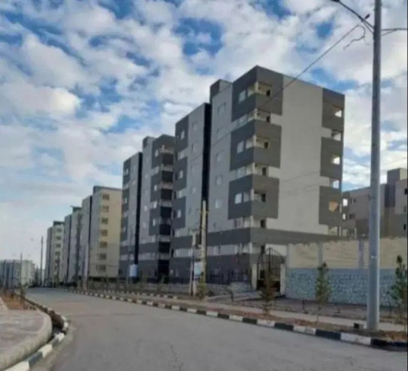 آپارتمان 85 متری دو خوابه در فاز 6 پرند14230733874