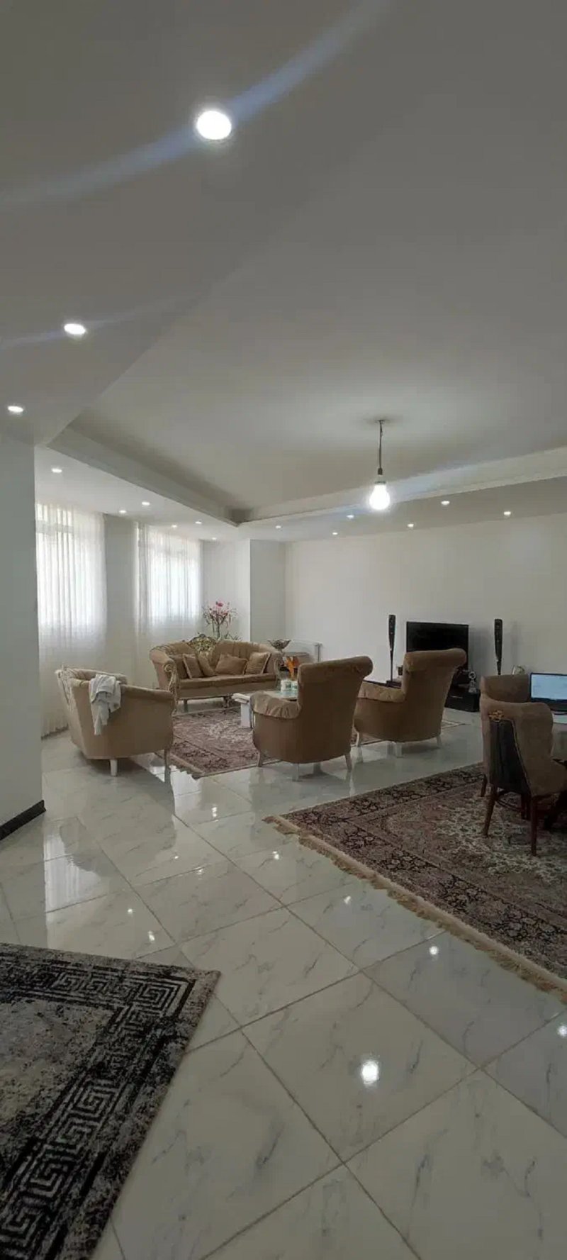 آپارتمان 150 متری سه خوابه در شاهین ویلا کرج14240234040