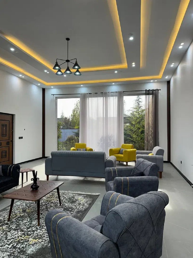 ویلا 570 متری سه خوابه در کردان کرج14242834072