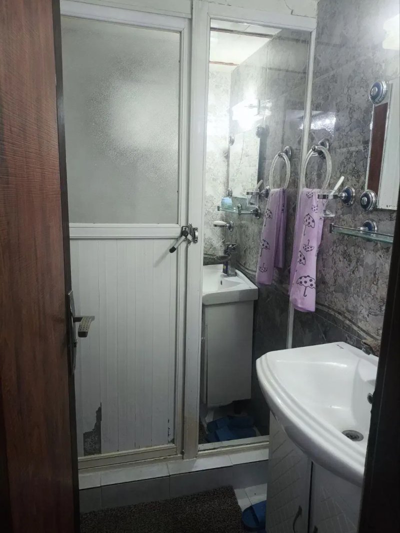 آپارتمان 130 متری دو خوابه در خیابان ایثارگران مشهد14243234076