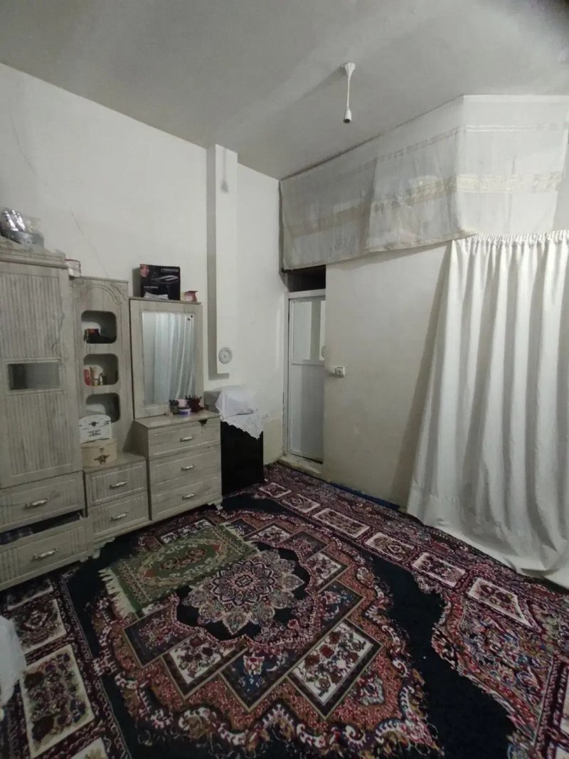 خانه 100 متری یک خوابه در کشمیری مشهد14247334162