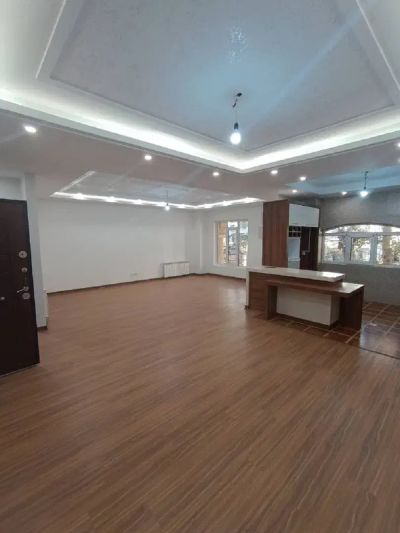 آپارتمان 130 متری سه خوابه در جهانشهر کرج