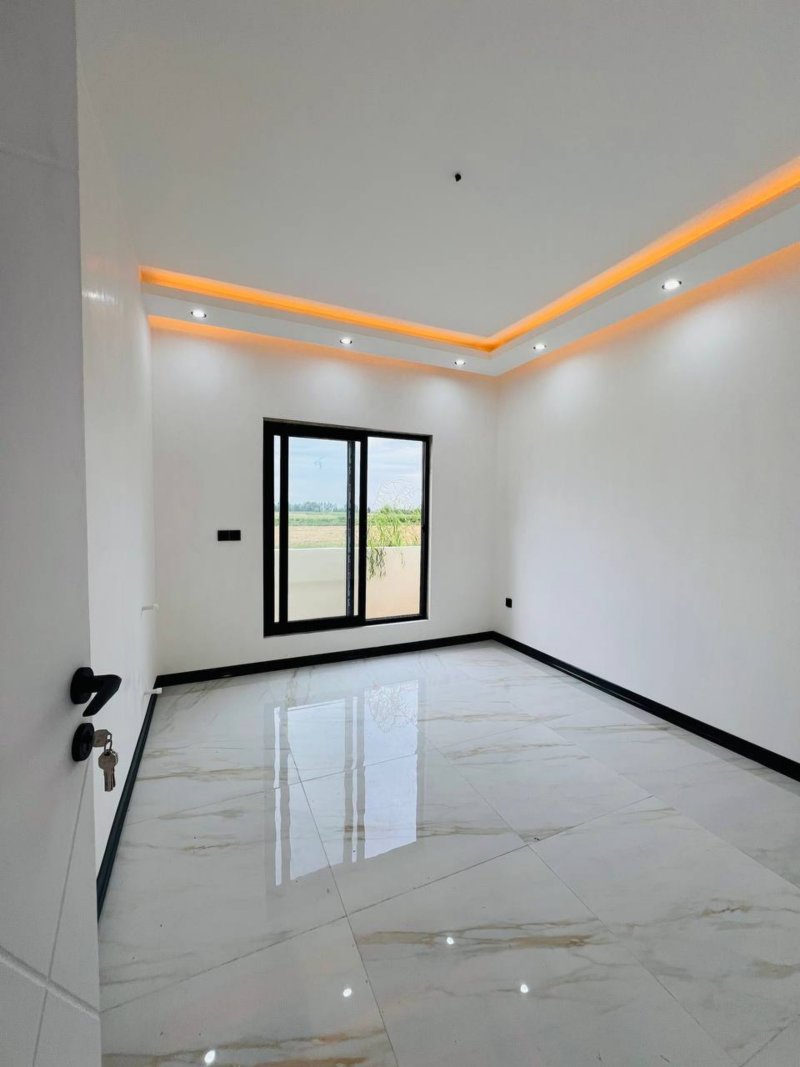 ویلا 150 متری دو خوابه در نوشهر14265534320