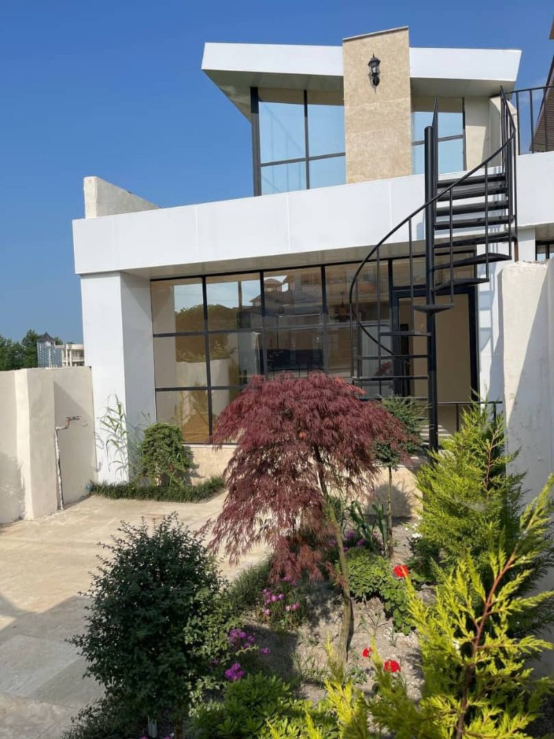 ویلا 150 متری سه خوابه در نوشهر14265434317