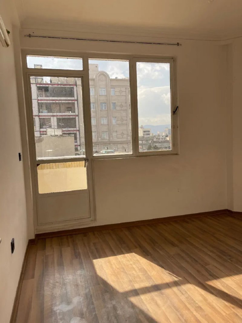 آپارتمان 70 متری دو خوابه در هاشمیه مشهد14268234363