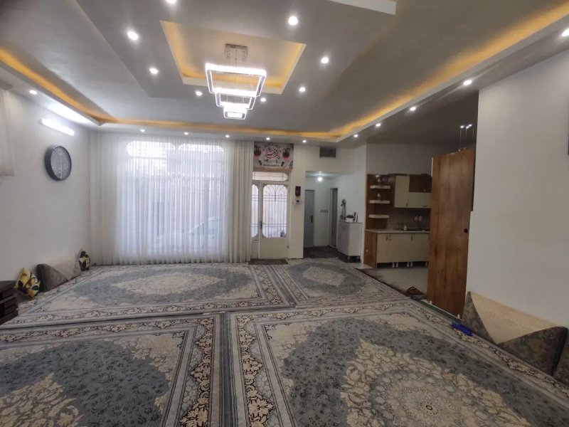 خانه 125 متری دو خوابه در کشمیری مشهد14288034770