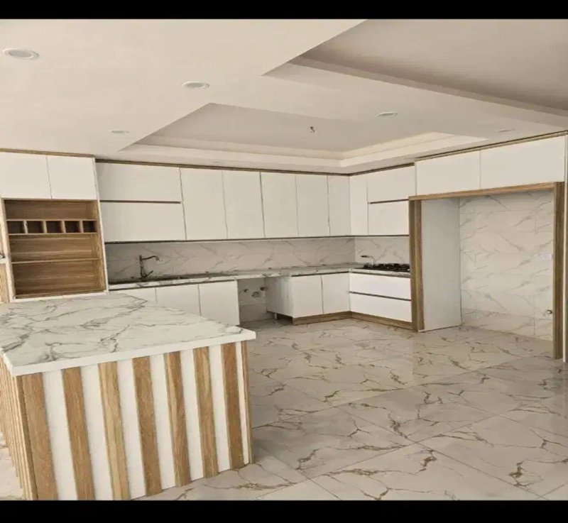 آپارتمان 143 متری سه خوابه در مهرشهر کرج14272734474