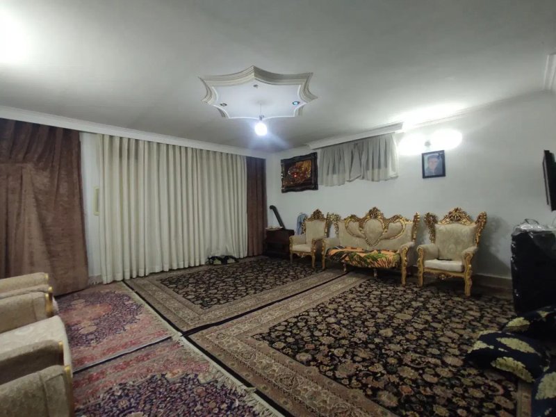 خانه 100 متری یک خوابه در کشمیری مشهد14287334762