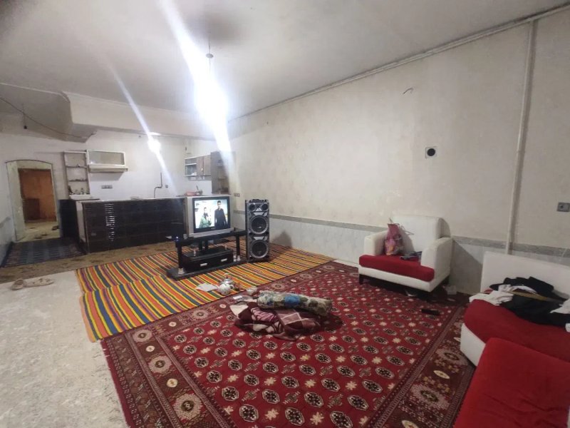 خانه 100 متری یک خوابه در کشمیری مشهد14285134727