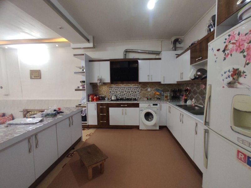 خانه 125 متری دو خوابه در کشمیری مشهد14289034794