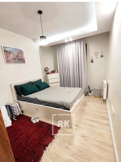 آپارتمان 80 متری دو خوابه در پونک تهران