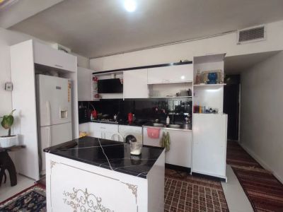 خانه 100 متری دو خوابه در کشمیری مشهد