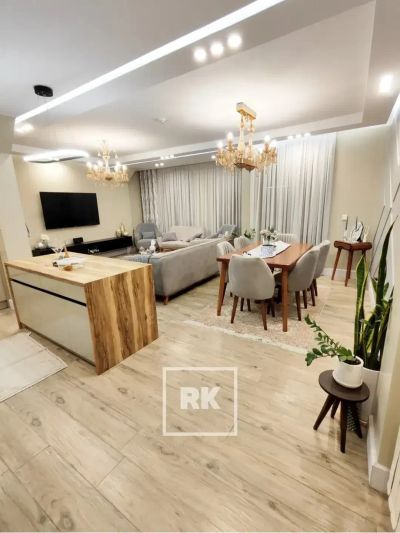 آپارتمان 80 متری دو خوابه در پونک تهران