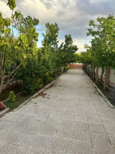 ویلا 1000 متری دو خوابه در شهرک زعفرانیه کرج