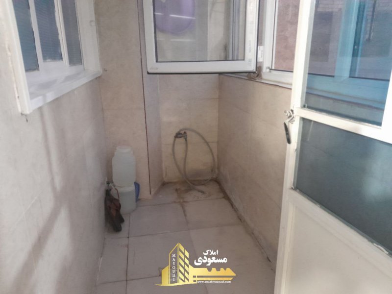 آپارتمان 80 متری دو خوابه در امیریه شهریار14274534513