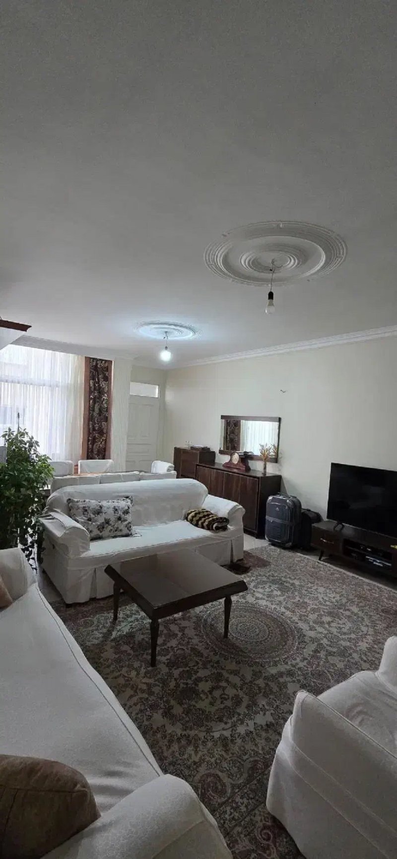 آپارتمان 77 متری دو خوابه در پونک تهران14291634813