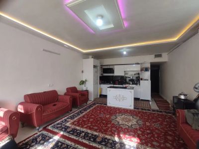 خانه 100 متری دو خوابه در کشمیری مشهد