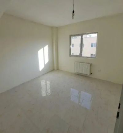 آپارتمان 75 متری دو خوابه در فاز 6 پرند