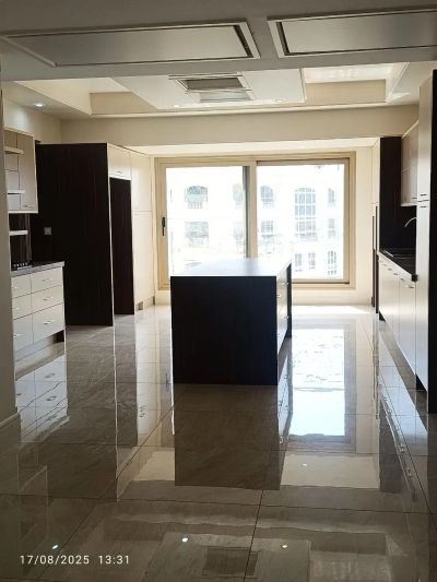 آپارتمان 180 متری سه خوابه در حصار بوعلی تهران