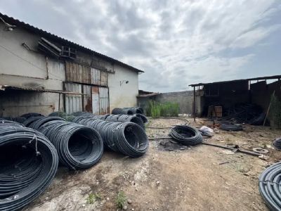 کارگاه 1800 متری سه خوابه در جاده جویبار قائم شهر