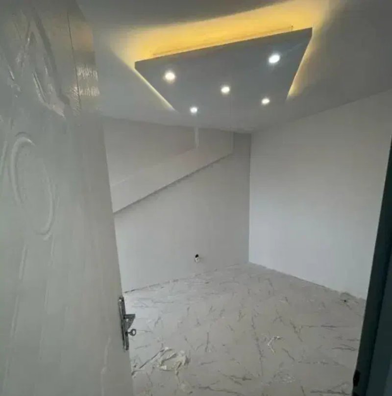 آپارتمان 74 متری دو خوابه در فاز 6 پرند14292834832