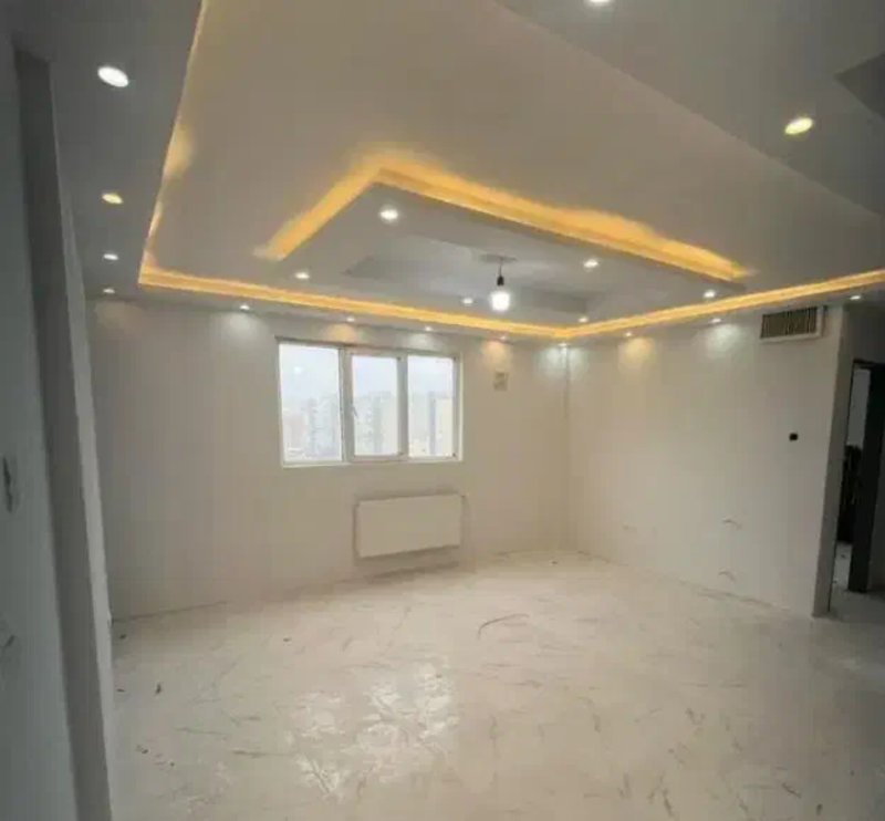 آپارتمان 74 متری دو خوابه در فاز 6 پرند14292834830