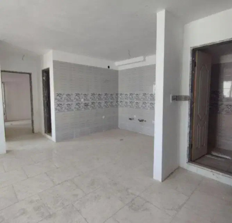 آپارتمان 74 متری دو خوابه در فاز 6 پرند14292834831