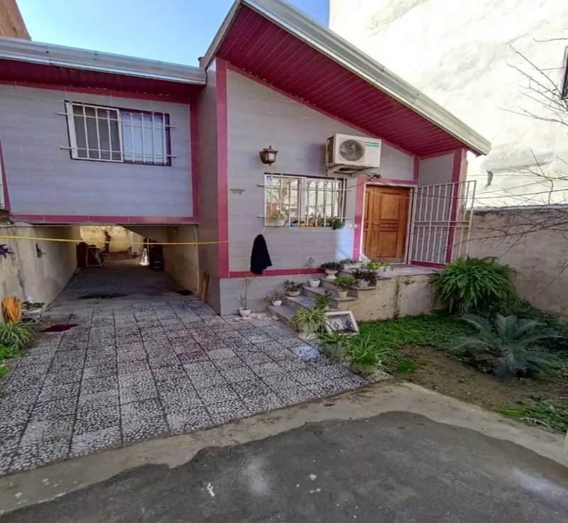 خانه 133 متری در پل هوایی قائم شهر14318635218