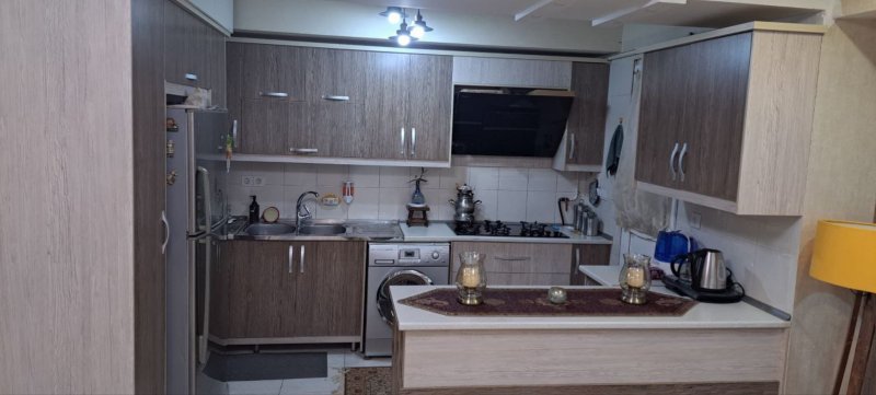 آپارتمان 82 متری دو خوابه در بلوار جمهوری یزد14311535108