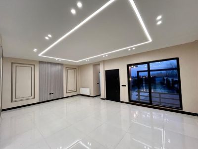 ویلا 370 متری دو خوابه در زیباکنار