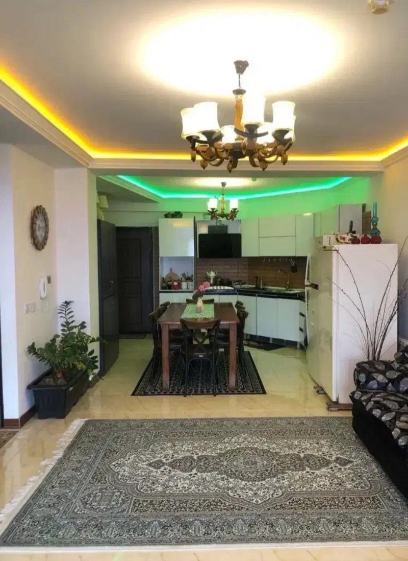 آپارتمان 101 متری دو خوابه در چالوس14329635400