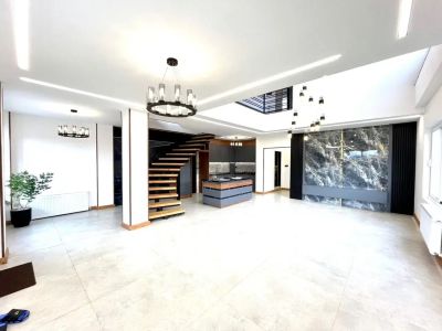 ویلا 260 متری سه خوابه در زیباکنار