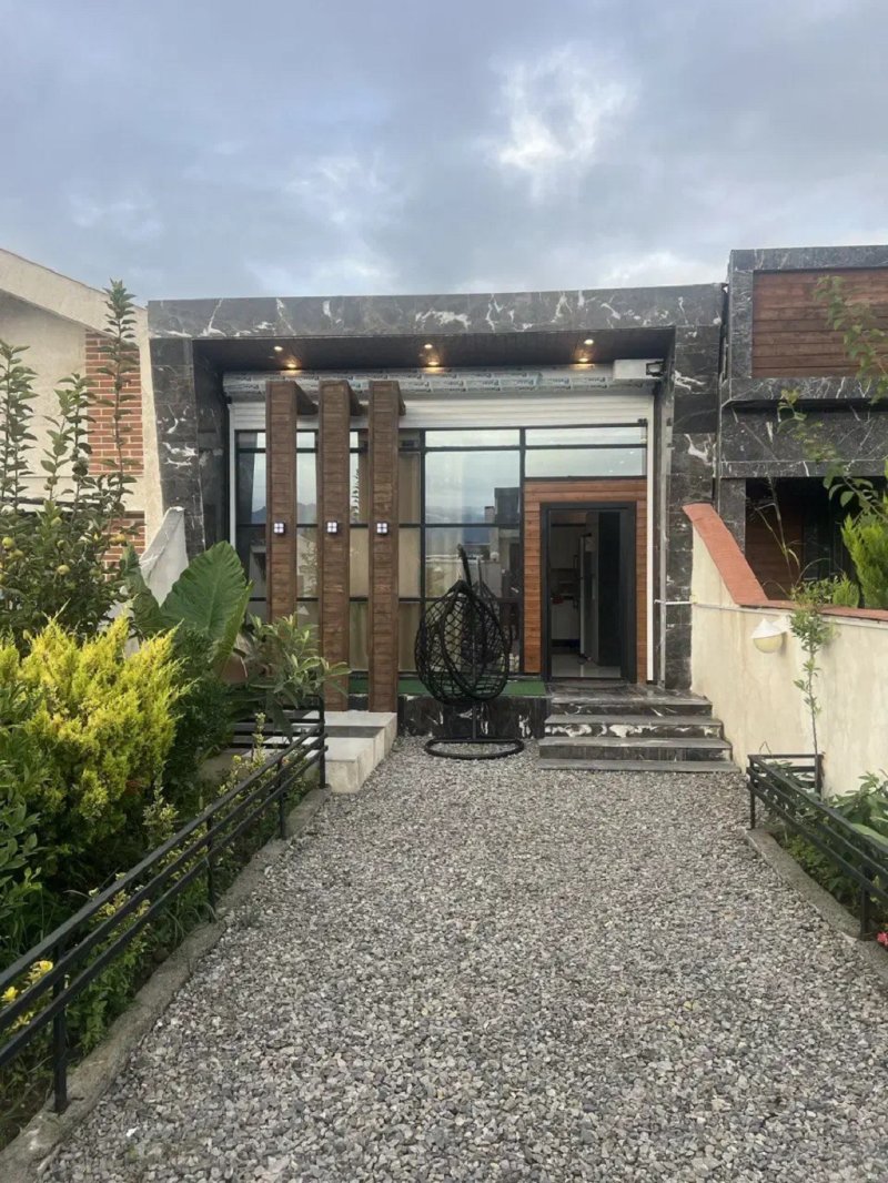 ویلا 180 متری دو خوابه در جاده آمل چمستان14334035533