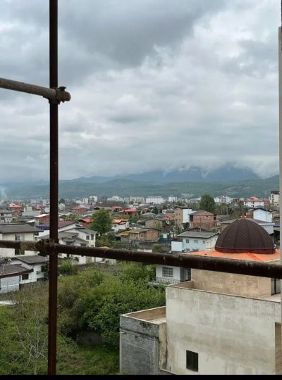 آپارتمان 110 متری دو خوابه در رادیو دریا چالوس